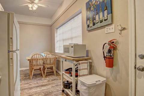 House | 1 bedroom, high-speed internet