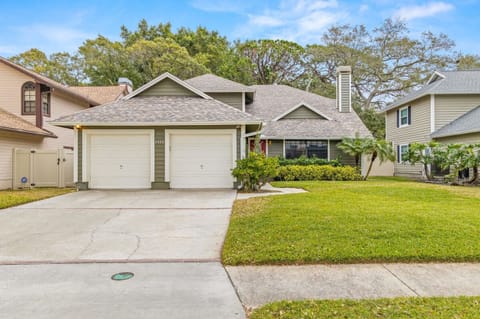 House | 4 bedrooms, high-speed internet