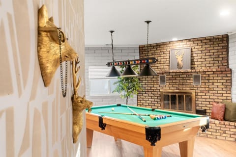 House | 7 bedrooms, high-speed internet