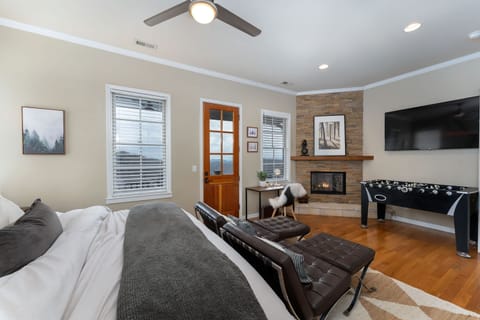House | 3 bedrooms, high-speed internet