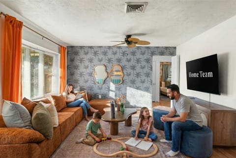 House | 4 bedrooms, high-speed internet