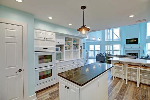 House | 4 bedrooms, high-speed internet
