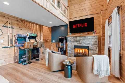 House | 4 bedrooms, high-speed internet