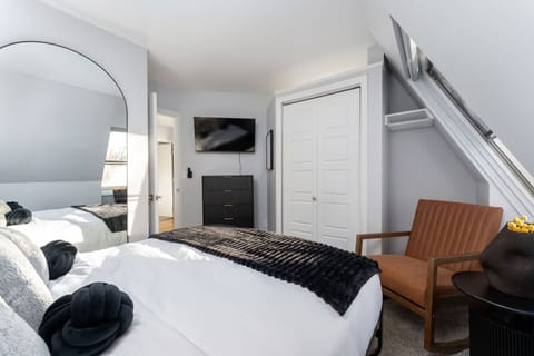 House | 4 bedrooms, high-speed internet