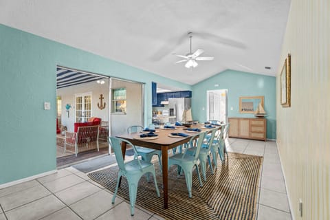 House | 4 bedrooms, high-speed internet