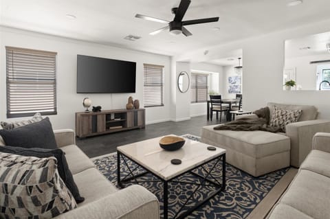 House | 3 bedrooms, high-speed internet