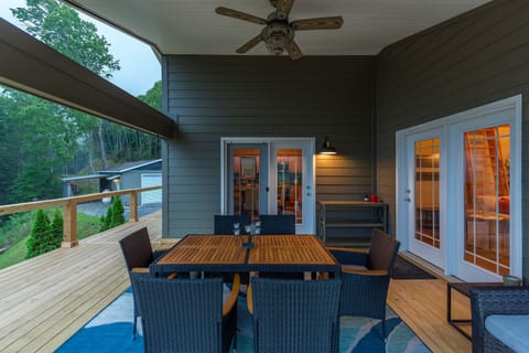 House | 3 bedrooms, high-speed internet