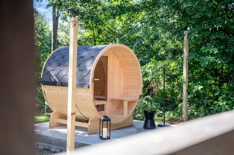 House | 2 bedrooms, high-speed internet