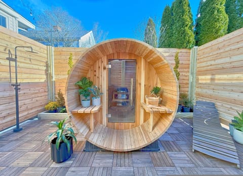 House | 3 bedrooms, high-speed internet