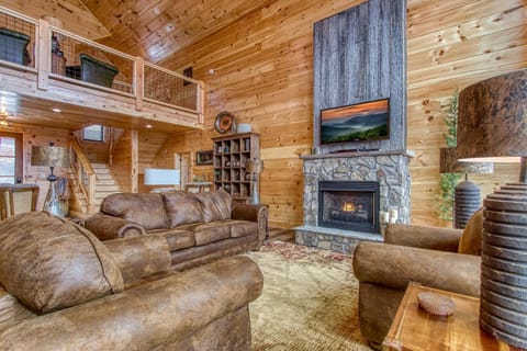 House | 5 bedrooms, high-speed internet