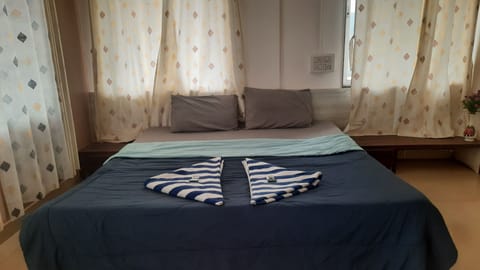 Economy Double Room, Hill View | WiFi (free)