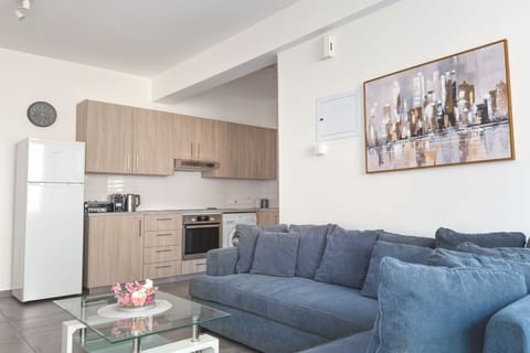 Apartment, Balcony | Living area