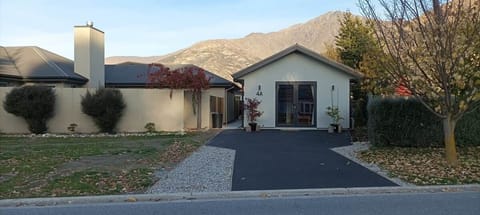 The house next door on the left belongs to the owners. They can be contacted for any needs. There's room for off street parking for two cars.