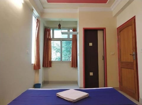 Standard Room, Air conditioning | Premium bedding, WiFi (free), bed sheets
