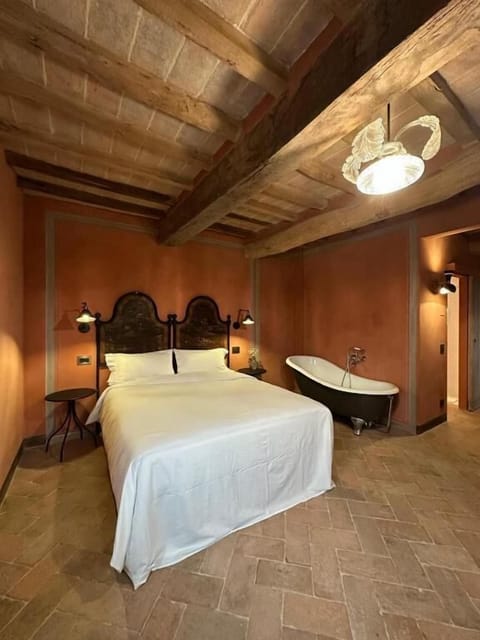Deluxe Double Room, Garden View | WiFi (free)