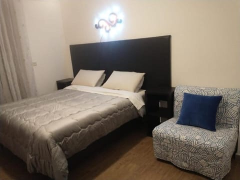 Comfort Double or Twin Room | Desk, iron/ironing board (on request), WiFi (free)