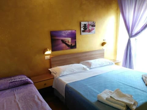 Triple Room, Balcony, City View | WiFi (free)