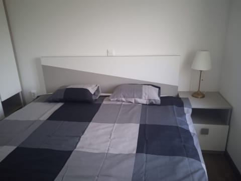 Apartment (A1) | In-room safe, iron/ironing board, cribs (free), WiFi (free)