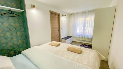 Apartment (A1) | In-room safe, WiFi (free)