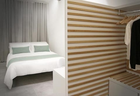 Classic Double Room, City View | In-room safe, blackout drapes, soundproofing, WiFi (free)