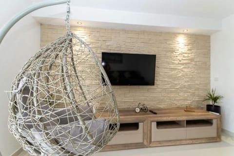 Villa | Living room | Smart TV, Netflix