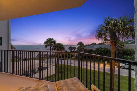 Welcome to Las Brisas 521!