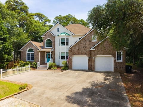 Welcome to The Grand Carolina! Your destination for your next Pine Knoll Shores vacation!