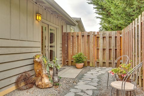 Friday Harbor Vacation Rental | Studio | 1BA | 1,200 Sq Ft