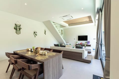Luxury Villa, Resort View | Interior