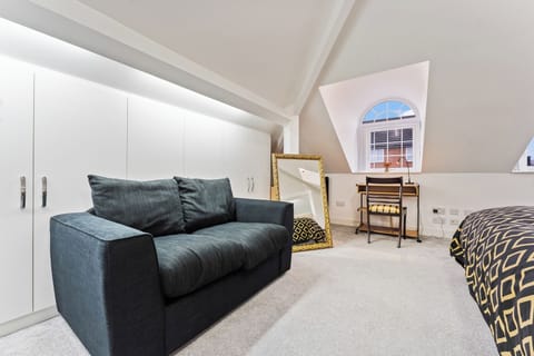2 bedrooms, WiFi (free), individually decorated, individually furnished