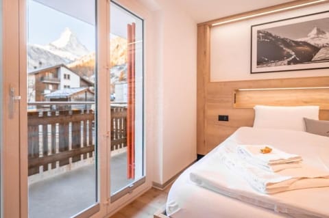 Apartment, Balcony, Mountain View | Soundproofing, WiFi (free)