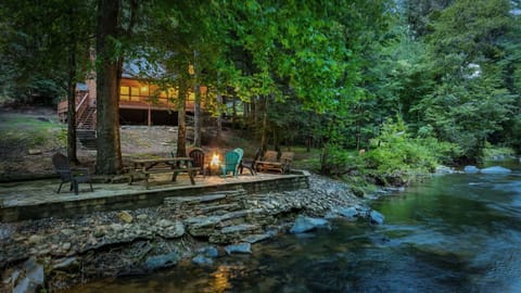 Welcome To Rushing Waters On Mountaintown Creek