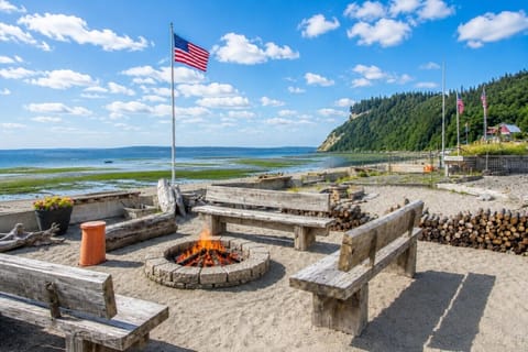 Beachfront Fire Pit Lounge with Sunset Views & Ferry Backdrop
