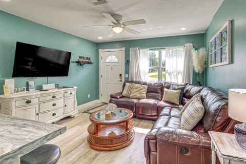 Homosassa Vacation Rental | 2BR | 1BA | 1,800 Sq Ft