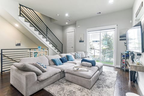 Houston Vacation Rental | 3BR | 3.5BA | 1,750 Sq Ft