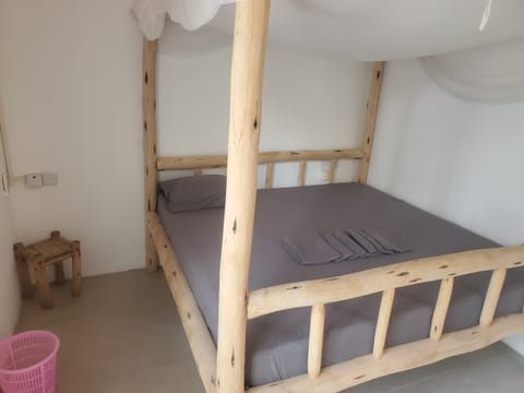 Single Room, Balcony | WiFi (free)