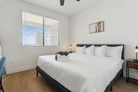 CozySuites Glendale awaits you!