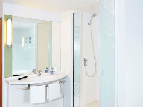 Desk, blackout drapes, soundproofing, free cribs/infant beds