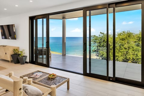 Unwind by soaring sliders as the sea fills your view.