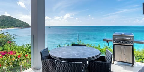 Grill fresh seafood and dine with a breathtaking ocean backdrop.
