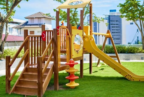 Apartment, 2 Bedrooms, Accessible, Smoking | Children's area