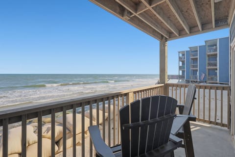 Welcome to Water’s Edge, your front-row seat to peaceful coastal views, relaxing ocean breezes, and unforgettable island mornings