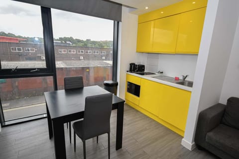 Dining Area and Kitchenette