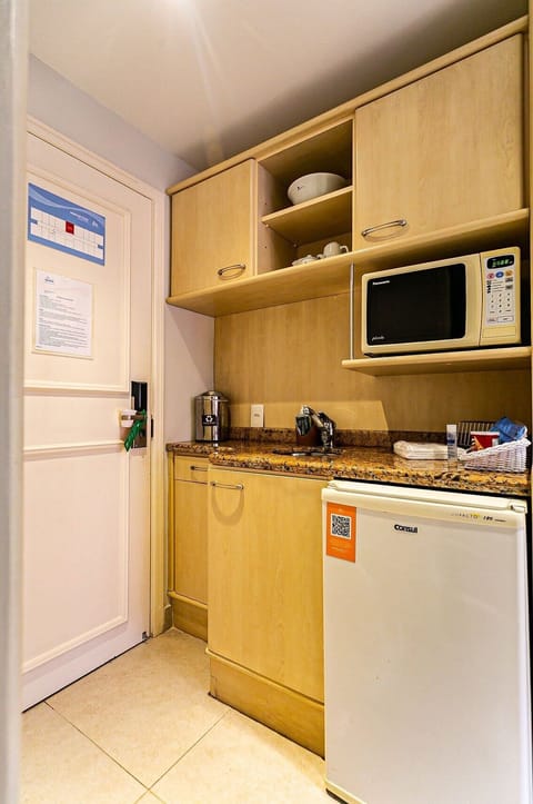 Basic Apartment | Private kitchen