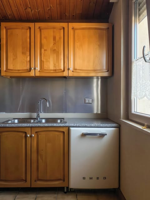 Apartment, Balcony | Private kitchen