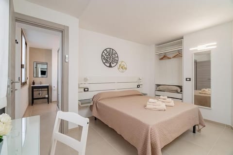 Economy Double Room, 1 Double Bed | Blackout drapes, iron/ironing board (on request), WiFi (free)