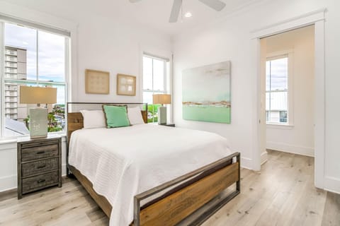 House, Multiple Beds (Beachfront Bliss Beach House) | 8 bedrooms