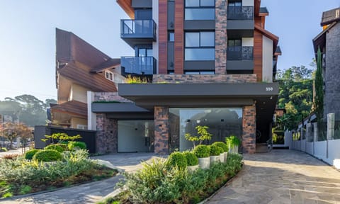 Basic Apartment | Exterior