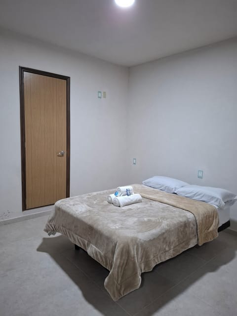 Basic Double Room | WiFi (free)