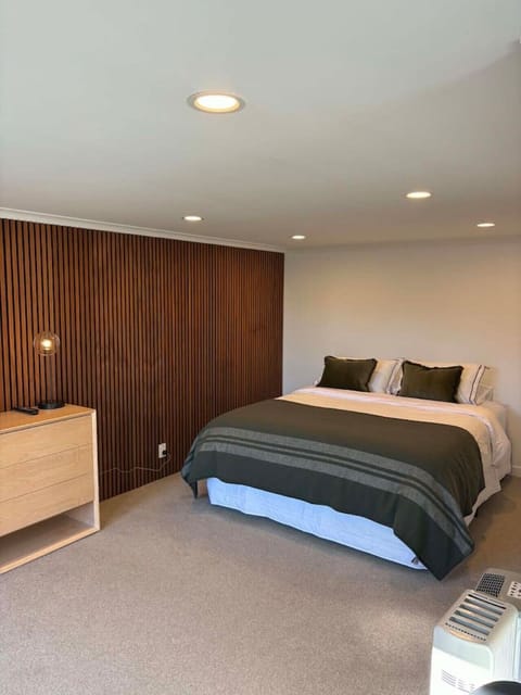Comfortable king size bed